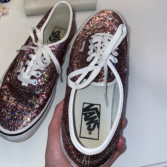 SOLD- rare Rainbow Glitter Low Top Lace-Up Vans! - Picture 4 of 4
